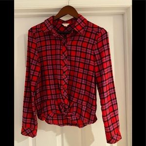 Adorable plaid top from Aeropostale worn once!